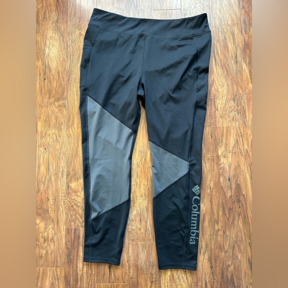 Columbia Black and Gray Track Pants - Picture 1 of 7
